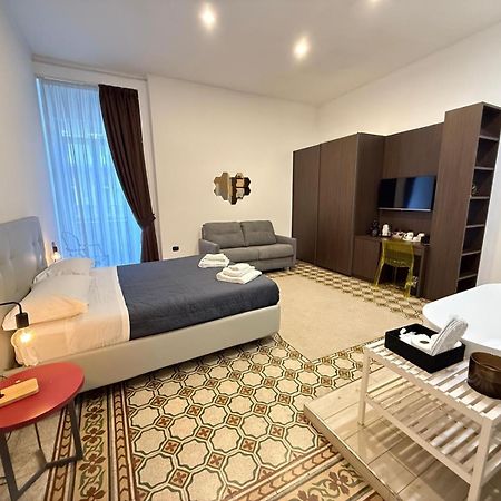 La Piazza Suite Neapel Exteriör bild