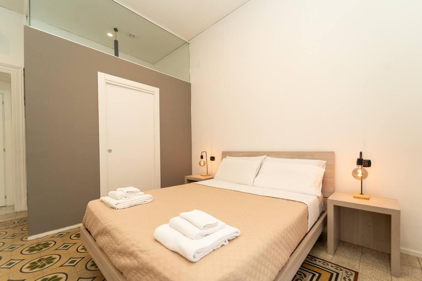 La Piazza Suite Neapel Exteriör bild